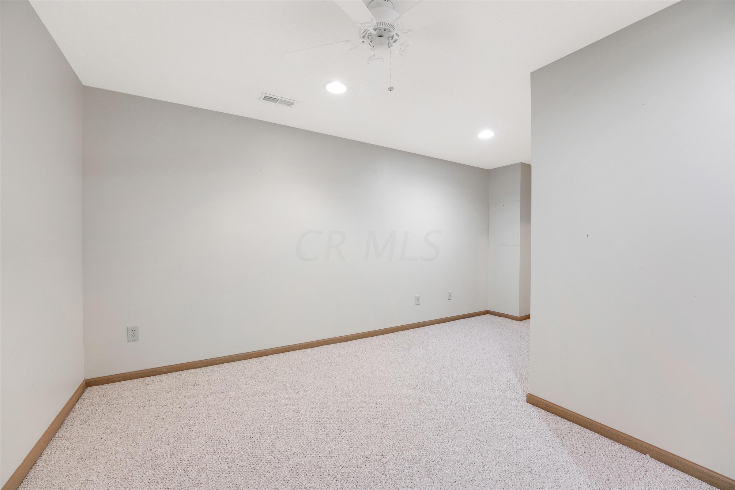 5475 Dexter Falls Road Columbus, OH 43221 - Photo 46 of 50 Gallery Image 46