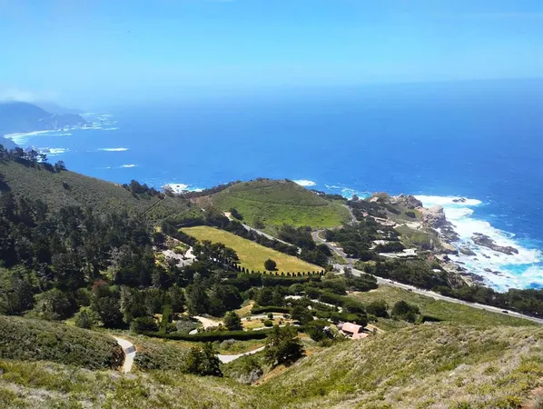 $1,700,000 | 36260 Highway 1, Carmel, CA 93923