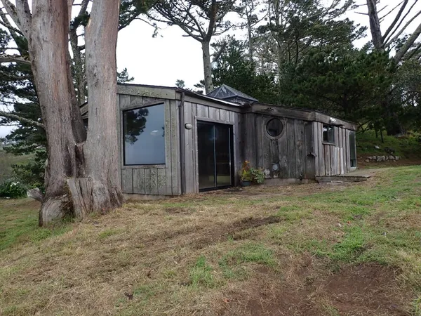 $1,700,000 | 36260 Highway 1, Carmel, CA 93923