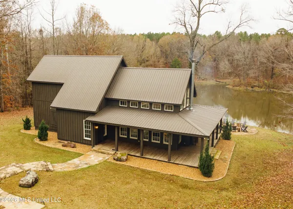 $2,100,000 | 0 Mississippi 430, Greenwood, MS 38930