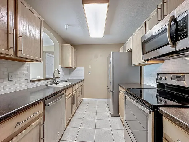 $1,750 | 3960 Southpointe Drive, Unit 515, Orlando, FL 32822