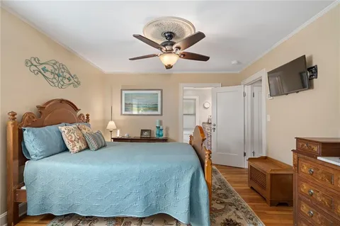 $585,000 | 1008 West 71st Terrace, Kansas City, MO 64114