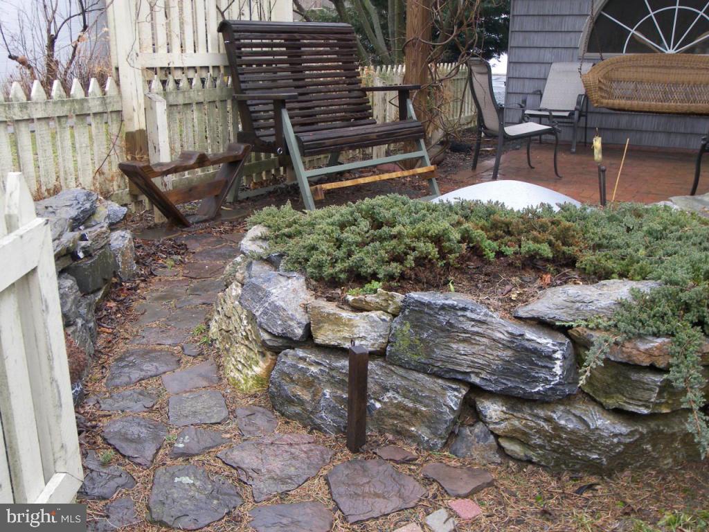 153 South Spruce Street Lititz, PA 17543 - Photo 30 of 32 a view of a backyard with sitting area