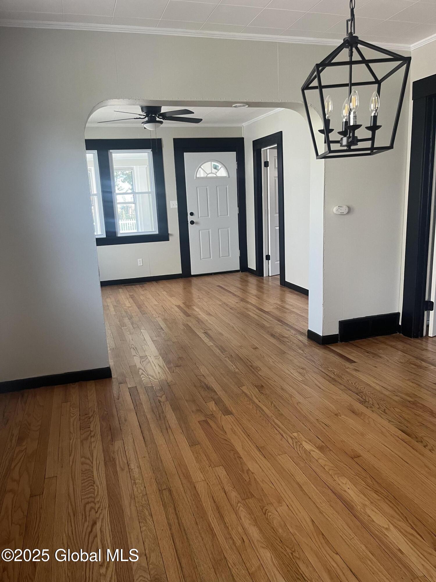 618 Poutre Avenue Rotterdam, NY 12306 - Photo 8 of 28 E6B79CC5-9A9B-4173-A2FB-96004056FC7E