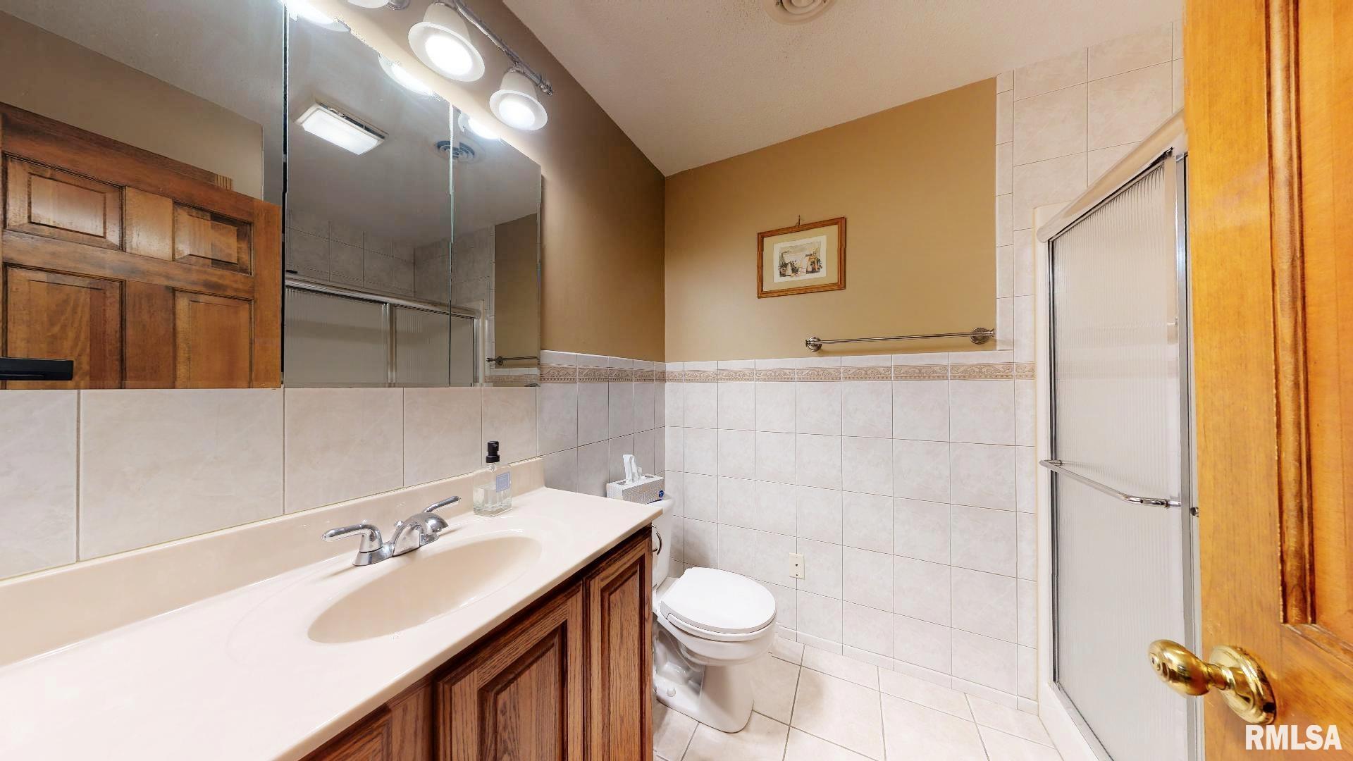 3990 North Northbrook Drive Decatur, IL 62526 - Photo 13 of 19