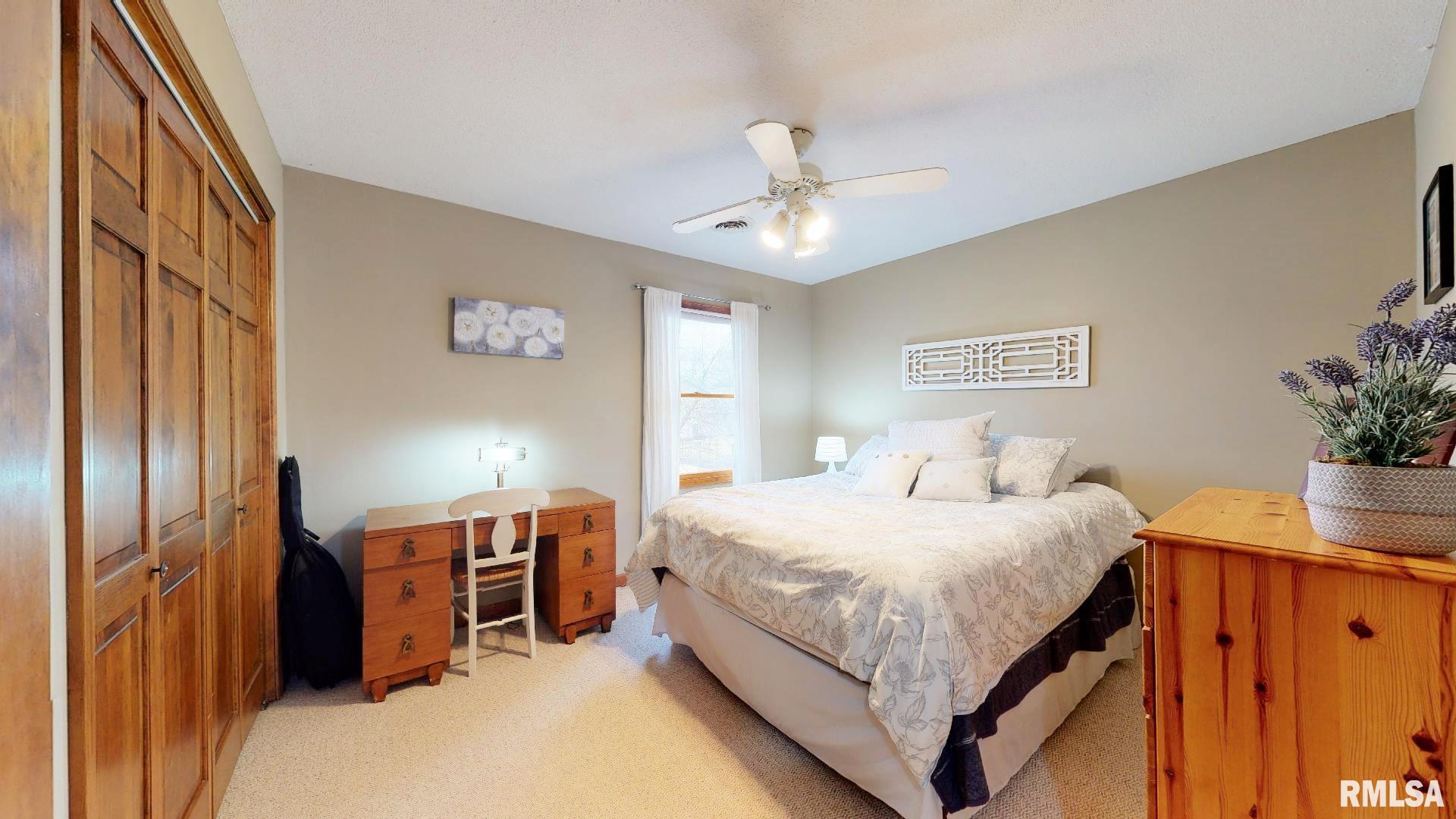 3990 North Northbrook Drive Decatur, IL 62526 - Photo 14 of 19
