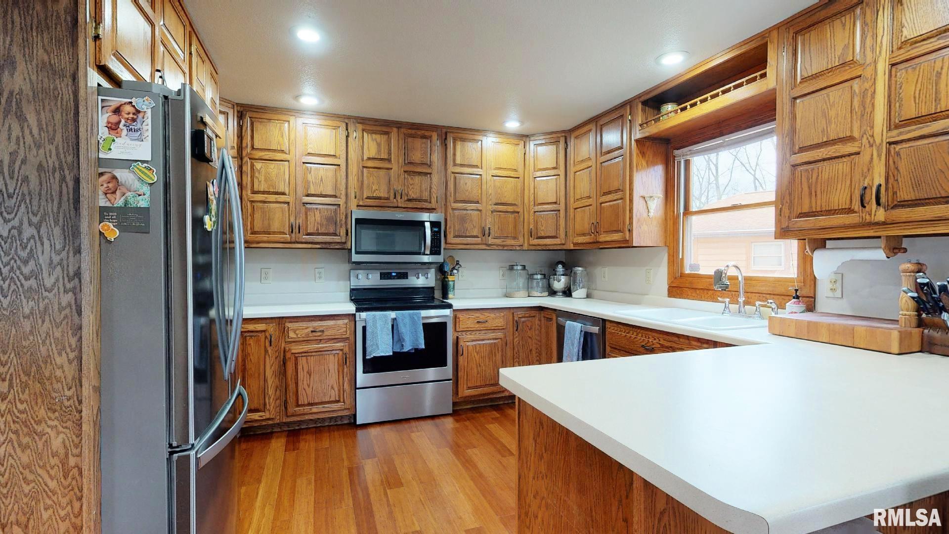 3990 North Northbrook Drive Decatur, IL 62526 - Photo 6 of 19
