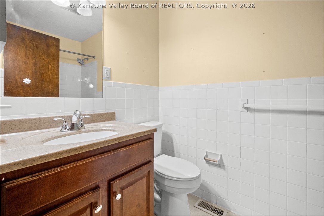 1109 Shamrock Road Charleston, WV 25314 - Photo 12 of 30 Gallery Image 12
