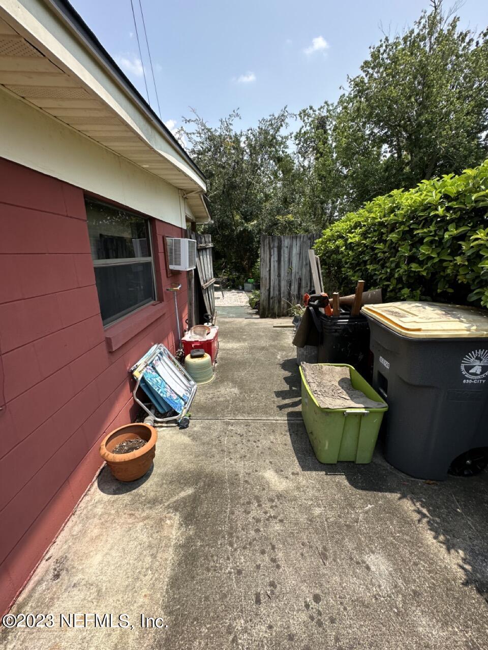 4479 Vinton Road Jacksonville, FL 32207 - Photo 36 of 45 a view of outdoor space yard and patio
