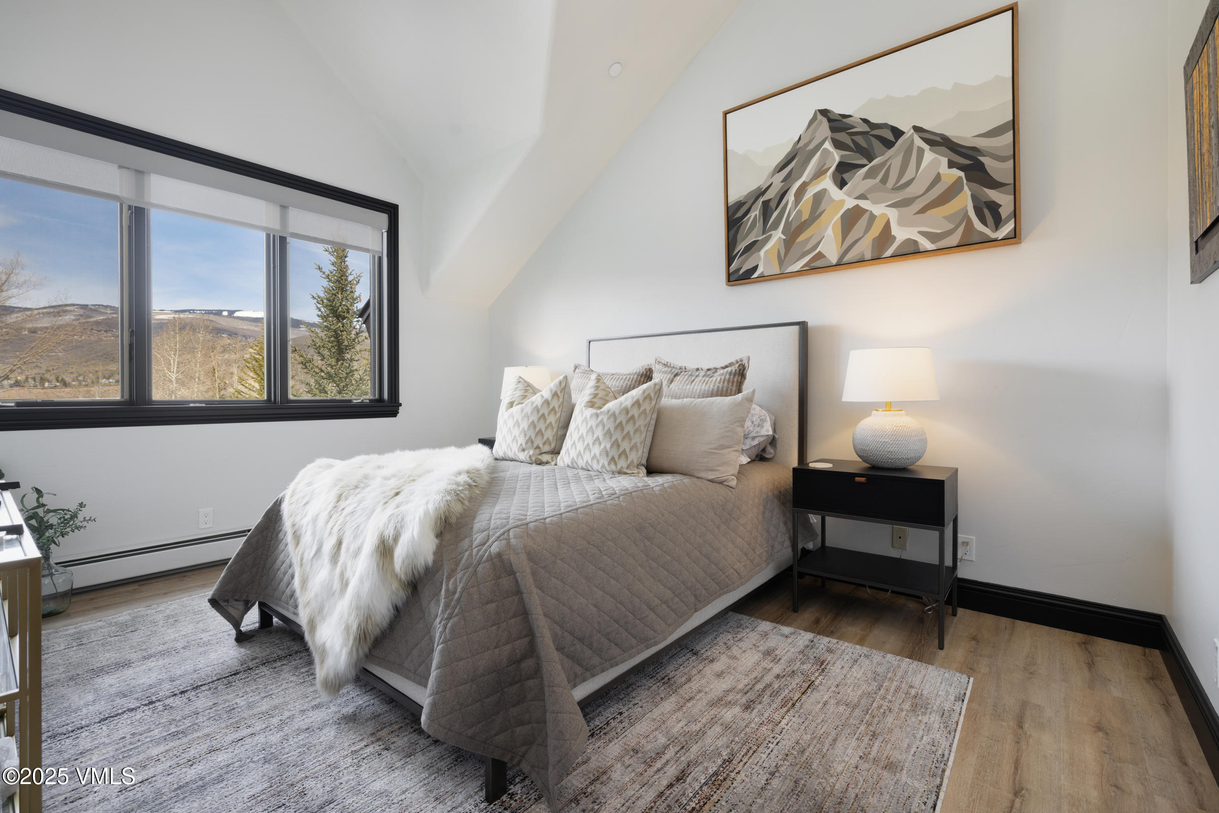54 Cresta Road, Unit G4 Edwards, CO 81632 - Photo 6 of 8 2504_village_th_g4_interior_bed02-2400x1