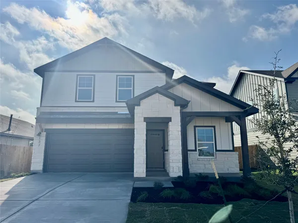 $374,990 | 137 Boondoggle Ridge, Cedar Creek, TX 78612