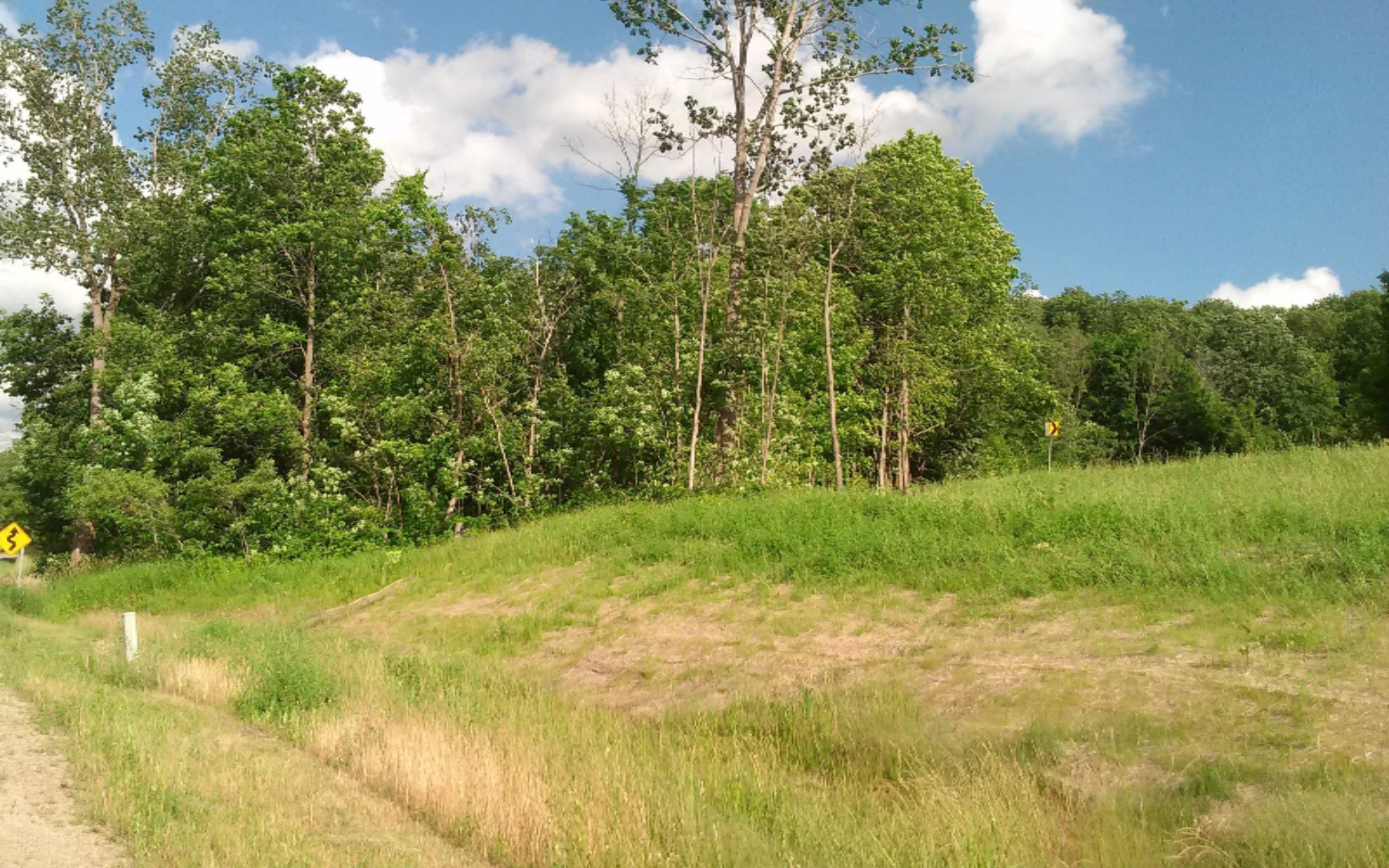 East Riverside Drive Ionia, MI 48846 - Photo 2 of 5 0708141751
