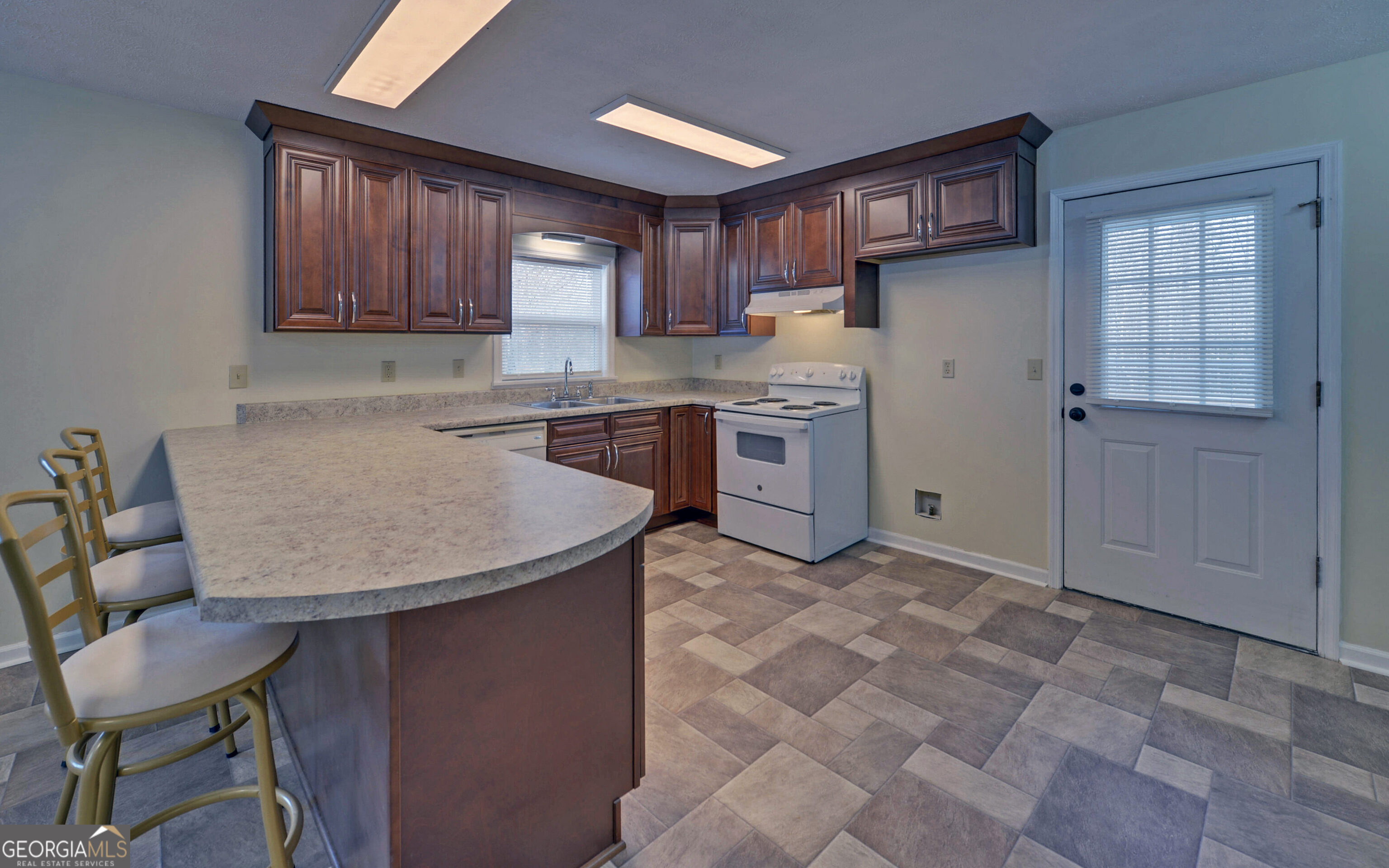 337 Rock Creek Road Toccoa, GA 30577 - Photo 8 of 25