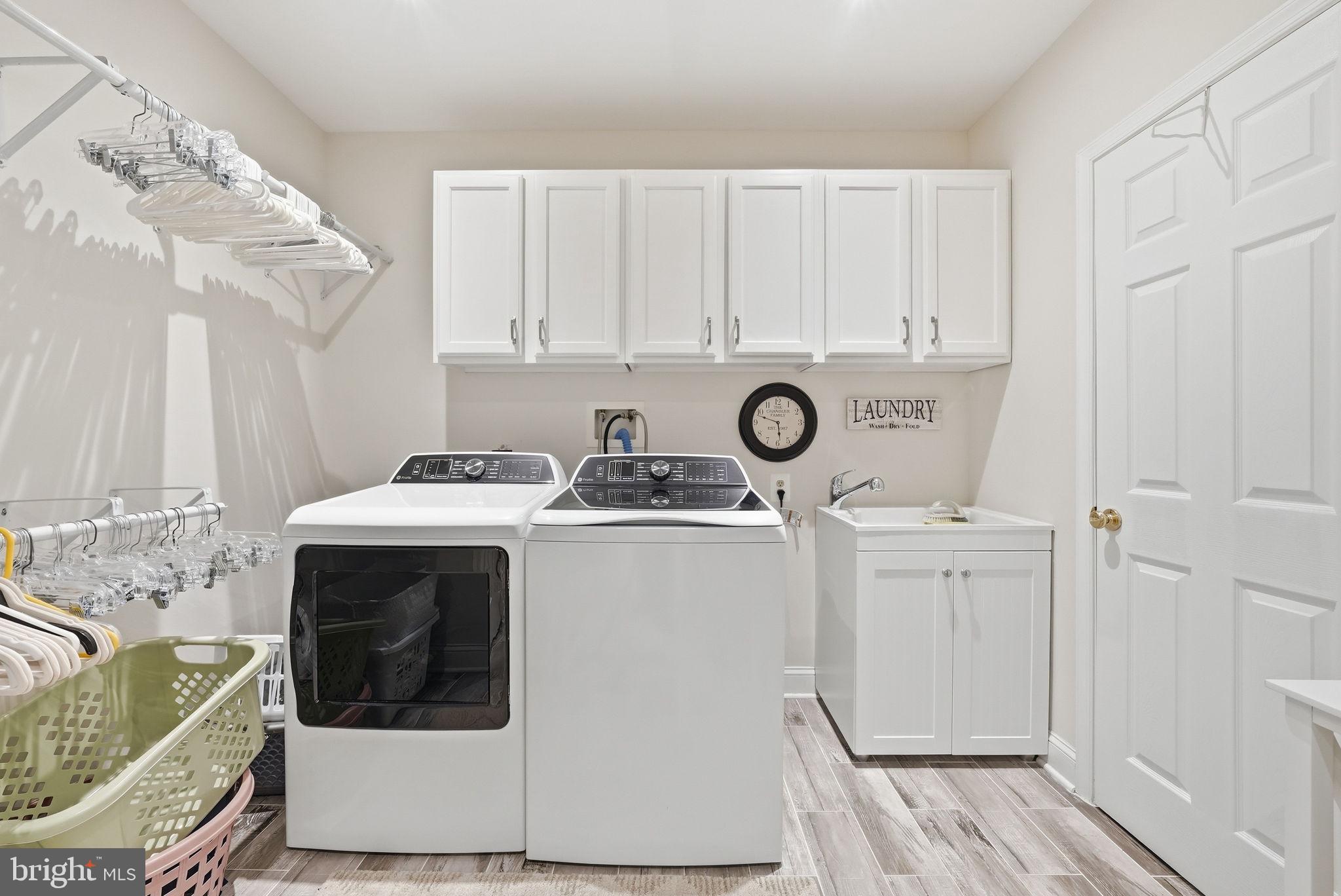 12309 Blair Ridge Road Fairfax, VA 22033 - Photo 67 of 80 LARGE LOWER LEVEL LAUDRY ROOM
