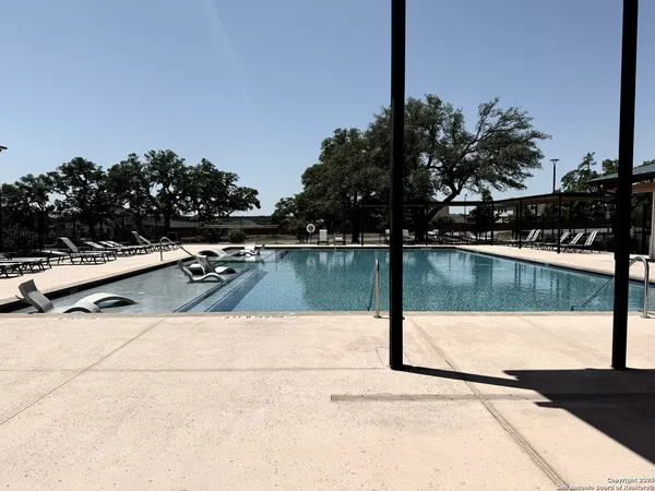 $2,800 | 1649 Couser Avenue, New Braunfels, TX 78132