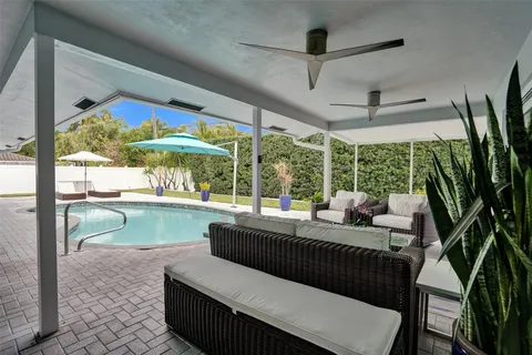 $1,250,000 | 4104 Northeast 21st Avenue, Fort Lauderdale, FL 33308