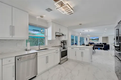 $1,250,000 | 4104 Northeast 21st Avenue, Fort Lauderdale, FL 33308