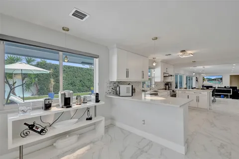 $1,250,000 | 4104 Northeast 21st Avenue, Fort Lauderdale, FL 33308