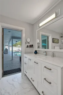 $1,250,000 | 4104 Northeast 21st Avenue, Fort Lauderdale, FL 33308