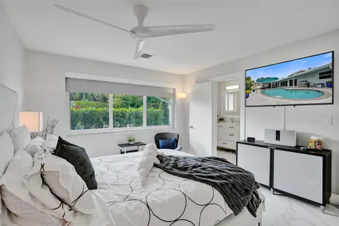 $1,250,000 | 4104 Northeast 21st Avenue, Fort Lauderdale, FL 33308