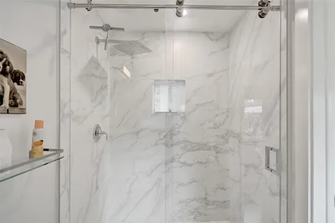 $1,250,000 | 4104 Northeast 21st Avenue, Fort Lauderdale, FL 33308