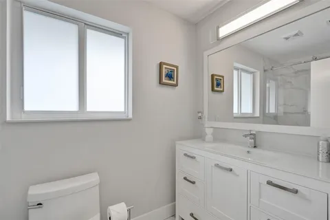 $1,250,000 | 4104 Northeast 21st Avenue, Fort Lauderdale, FL 33308