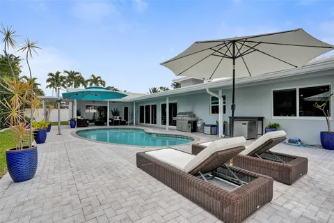$1,250,000 | 4104 Northeast 21st Avenue, Fort Lauderdale, FL 33308