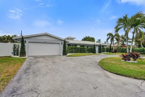 $1,250,000 | 4104 Northeast 21st Avenue, Fort Lauderdale, FL 33308