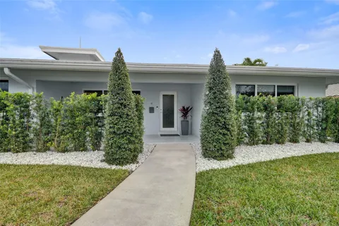 $1,250,000 | 4104 Northeast 21st Avenue, Fort Lauderdale, FL 33308