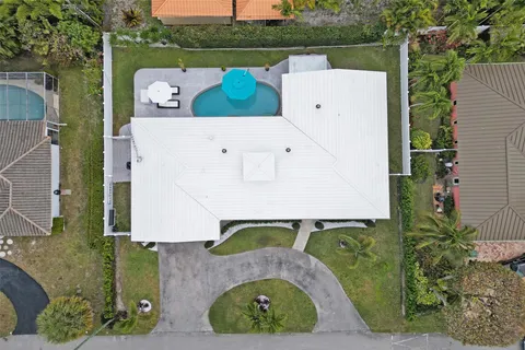 $1,250,000 | 4104 Northeast 21st Avenue, Fort Lauderdale, FL 33308