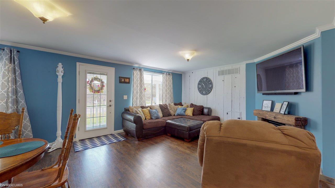 3408 East Cook Road Grand Blanc, MI 48439 - Photo 10 of 48 31379354-9.JPG