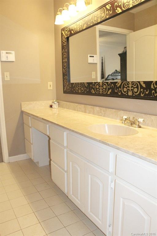 3495 Rob Heavner Farm Road Lincolnton, NC 28092 - Photo 11 of 24 Gallery Image 11