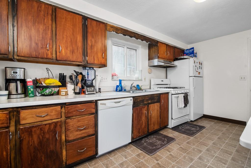 200-202 Soose Road Pittsburgh, PA 15209 - Photo 4 of 20 Gallery Image 4