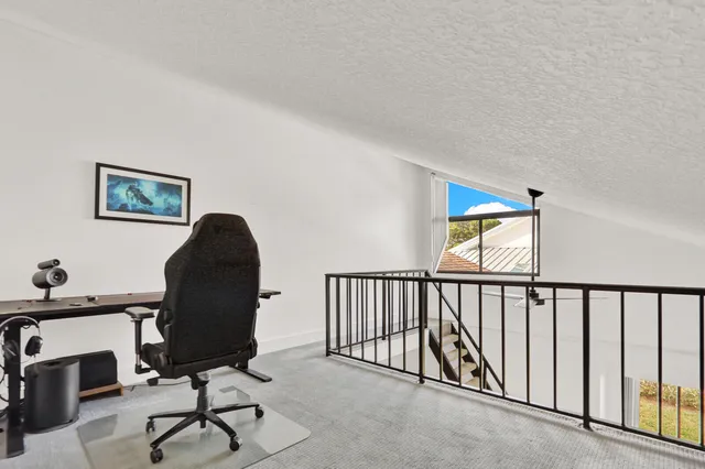 $1,220,000 | 246 Ridge Road, Jupiter, FL 33477