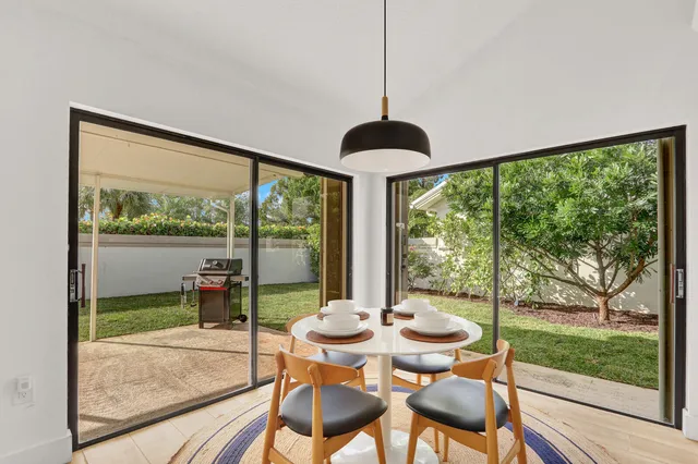 $1,220,000 | 246 Ridge Road, Jupiter, FL 33477