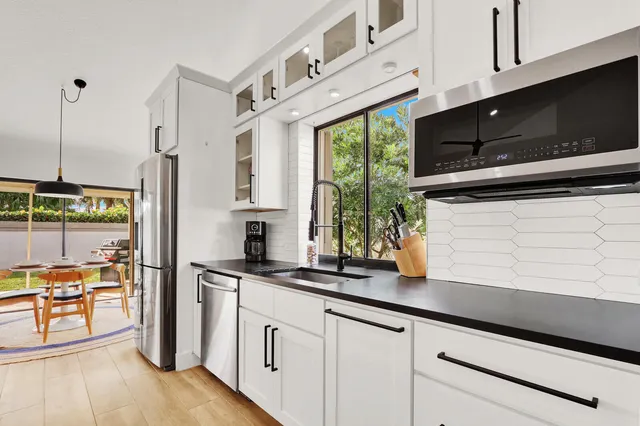 $1,220,000 | 246 Ridge Road, Jupiter, FL 33477