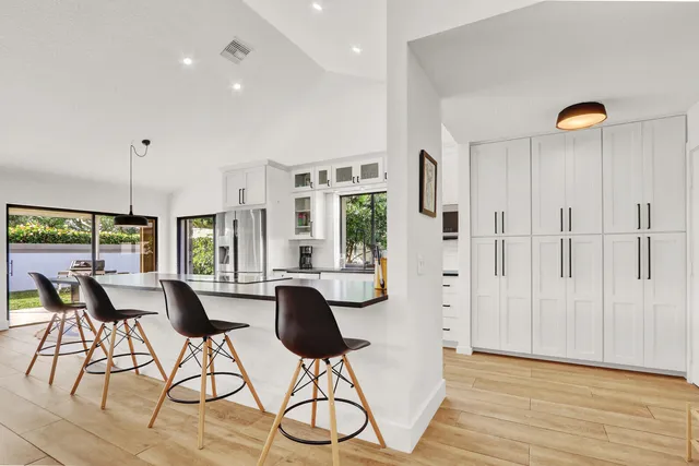 $1,220,000 | 246 Ridge Road, Jupiter, FL 33477