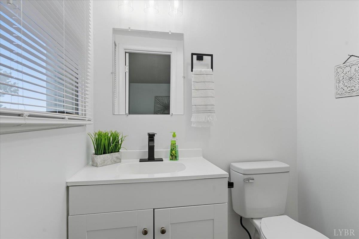 164 Glade Road Madison Heights, VA 24572 - Photo 18 of 35 Gallery Image 18