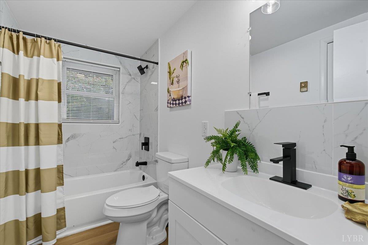 164 Glade Road Madison Heights, VA 24572 - Photo 23 of 35 Gallery Image 23