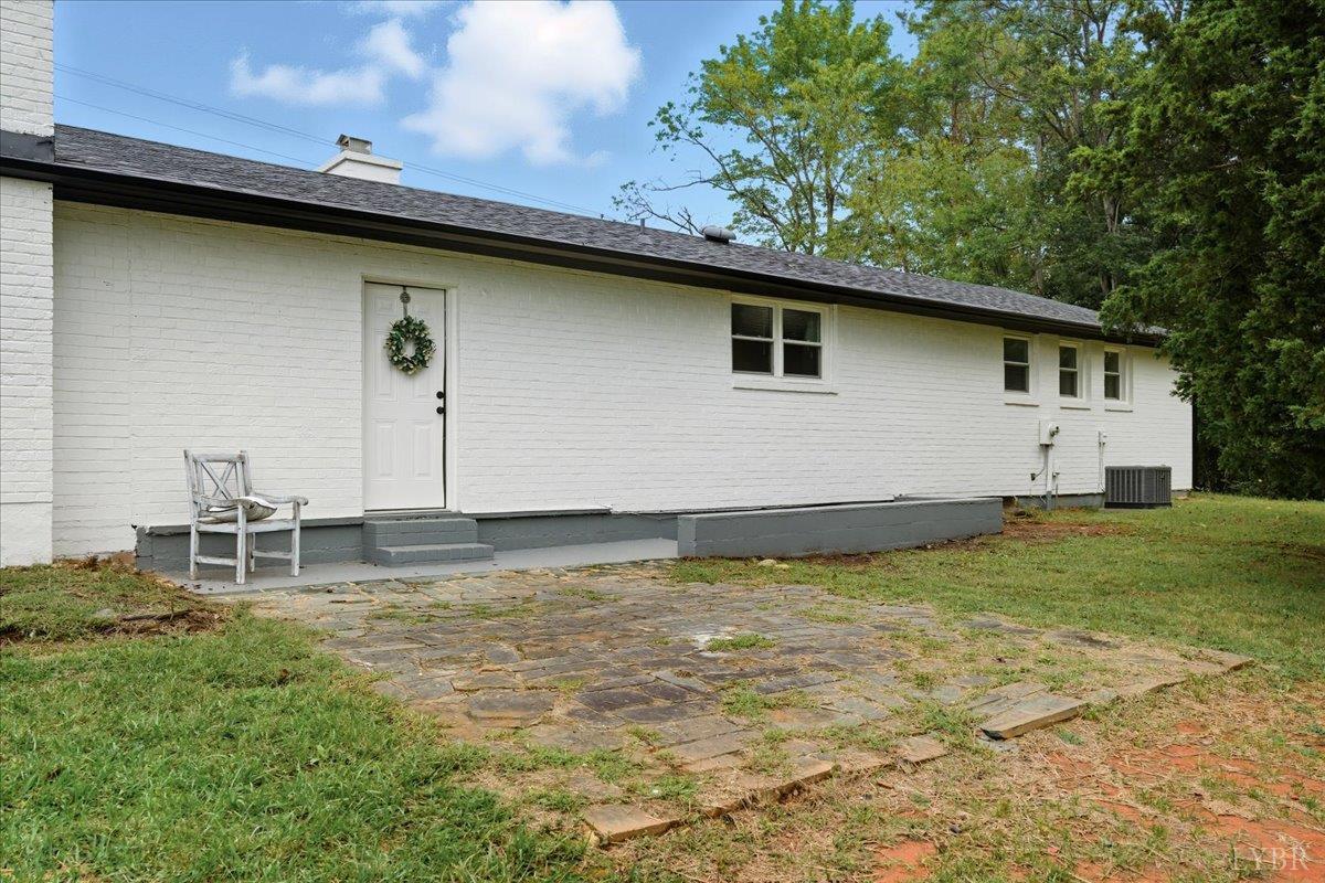 164 Glade Road Madison Heights, VA 24572 - Photo 28 of 35 Gallery Image 28