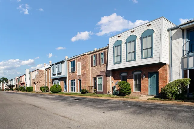 $1,650 | 7700 Creekbend Drive, Unit 30, Houston, TX 77071