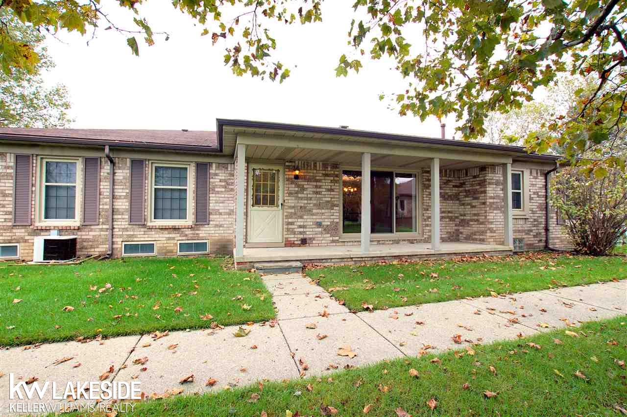 49536 Roxbury Court Utica, MI 48315 - Photo 1 of 20