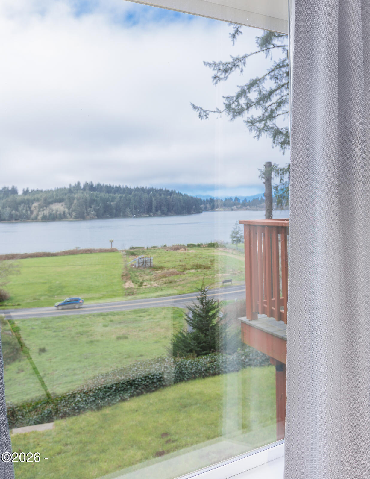 3823 Yaquina Bay Road Newport, OR 97365 - Photo 41 of 68 Web-39