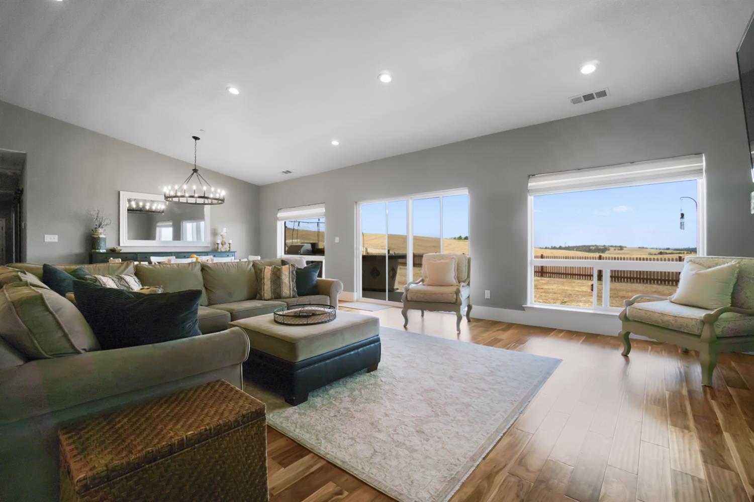 7991 South Shingle Road Shingle Springs, CA 95682 - Photo 19 of 58 a living room with furniture and a table