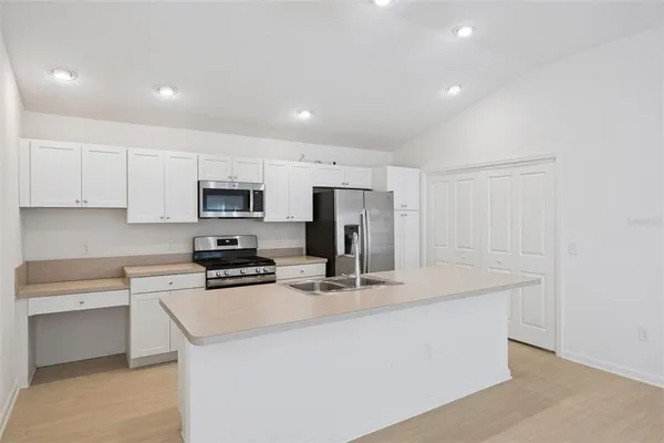 $2,500 | 7548 Kuehner Court, The Villages, FL 34762