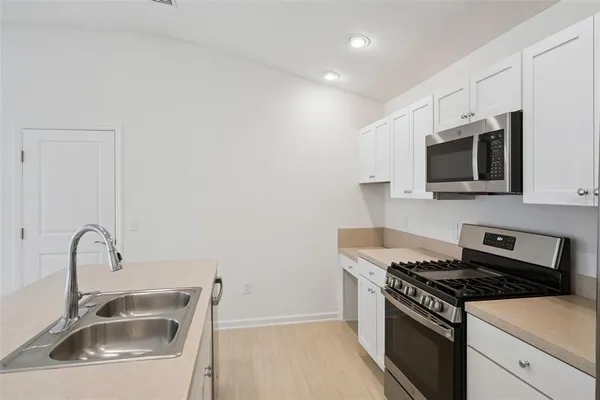 $2,500 | 7548 Kuehner Court, The Villages, FL 34762