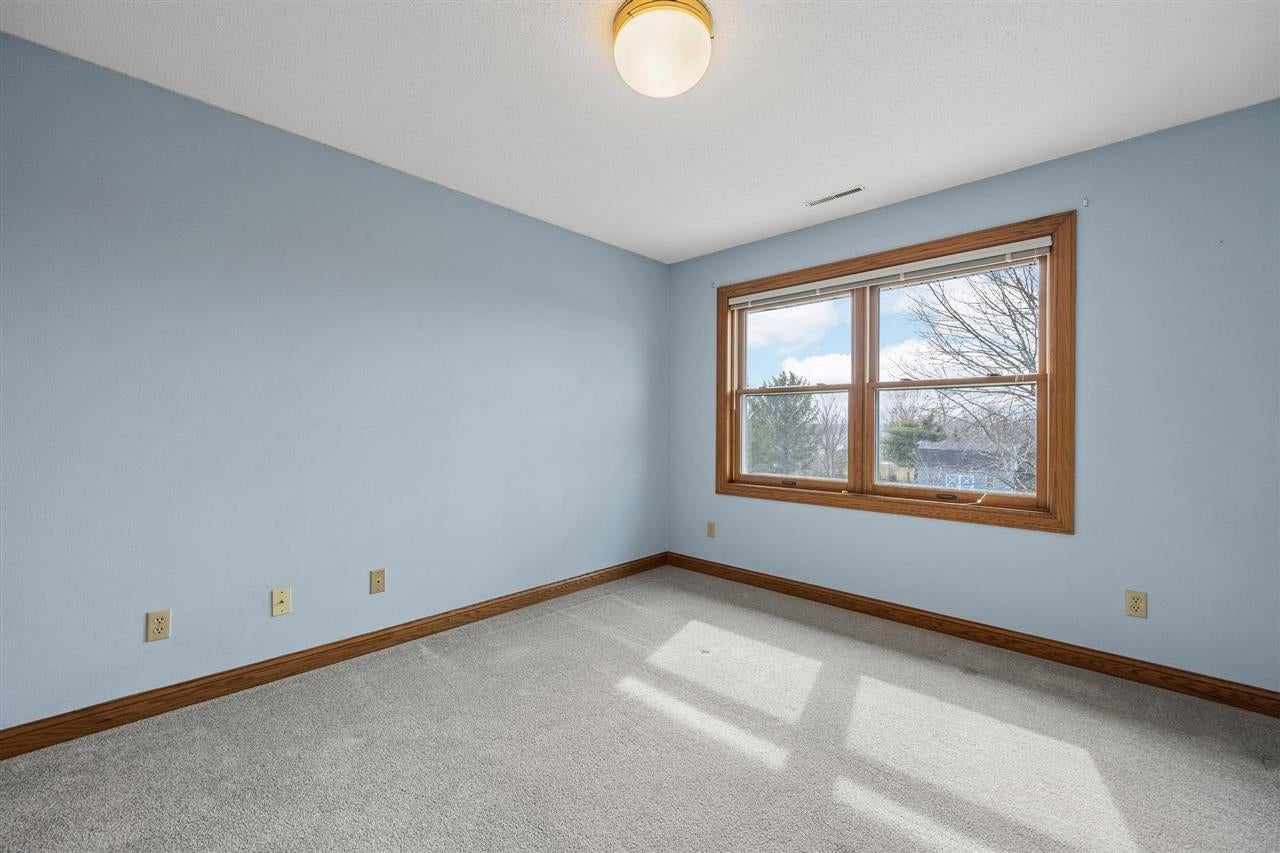 4039 Bruce Road Marion, IA 52302 - Photo 32 of 53 Gallery Image 32