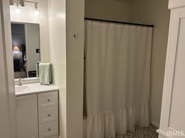 $315,000 | 7044 Abell Lane, Newburgh, IN 47630