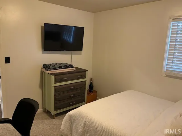 $315,000 | 7044 Abell Lane, Newburgh, IN 47630