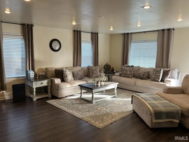 $315,000 | 7044 Abell Lane, Newburgh, IN 47630